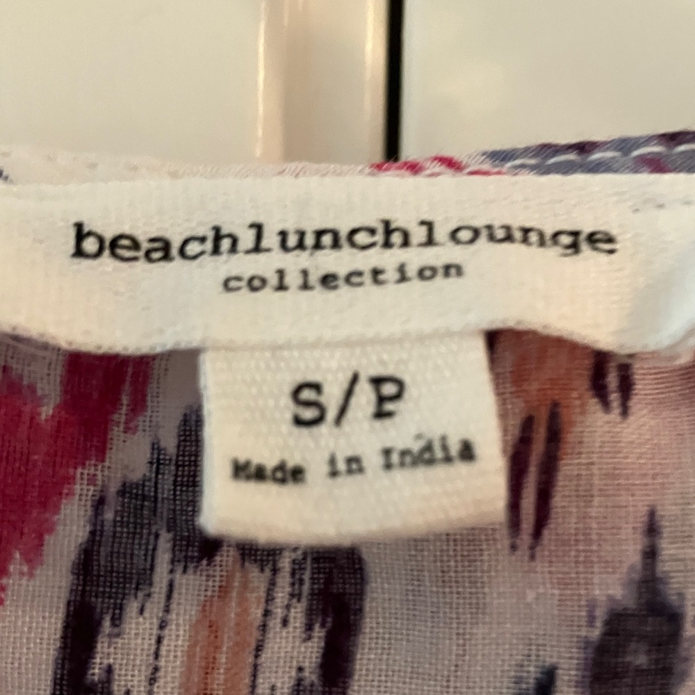 beachlunchlounge Pink and Black Patterned Blouse in - Picture 2 of 2